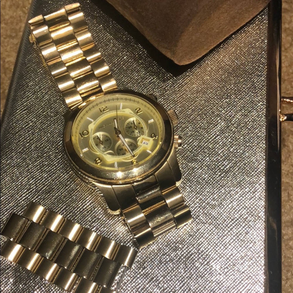 MK WATCH
